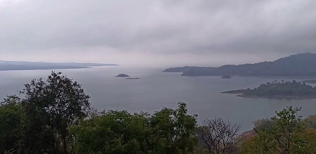 Gobind Vallabh Pant Sagar, largest man–made lake of India